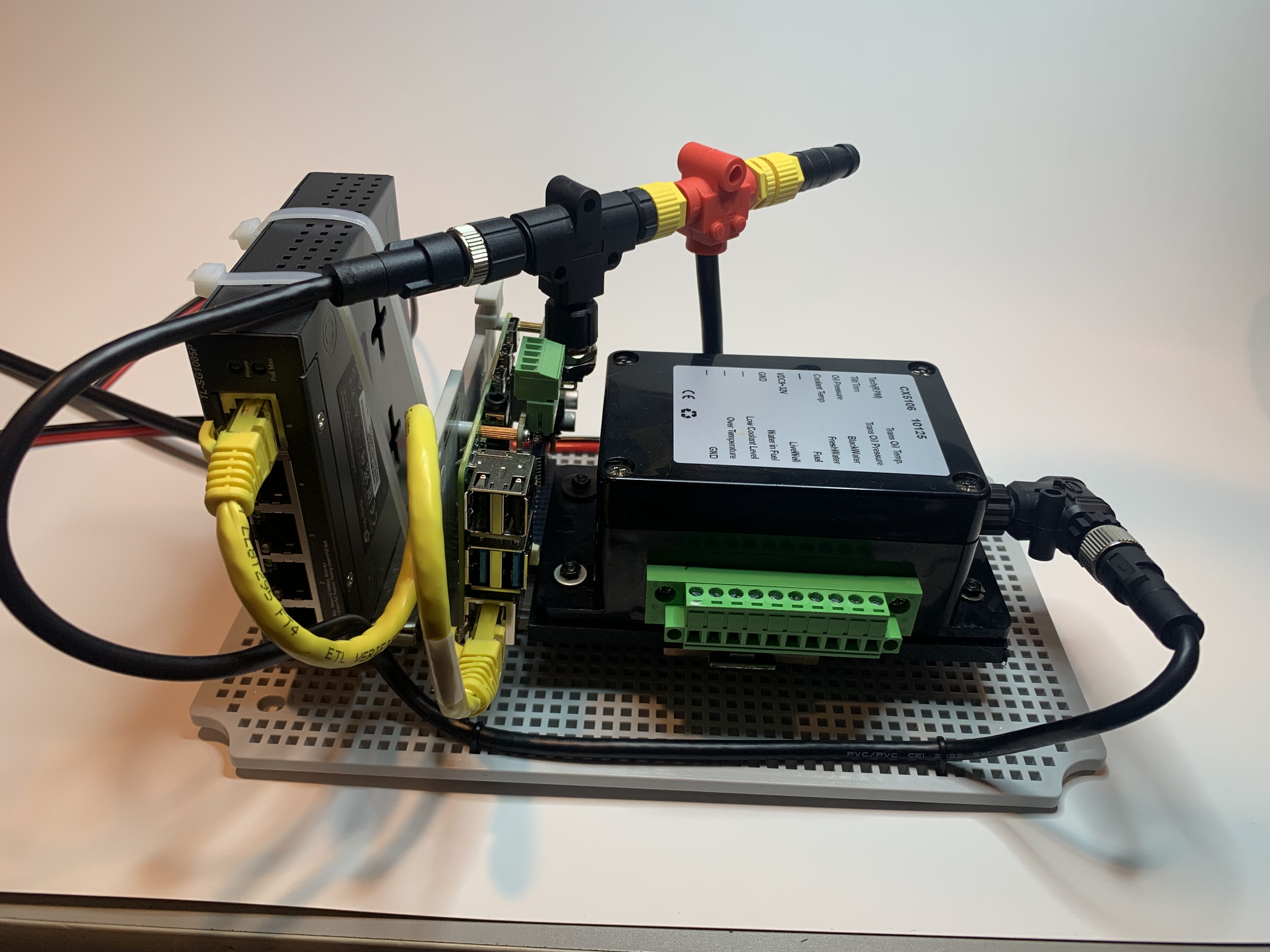 NMEA 2000 connection wiring to CX5106 gateway